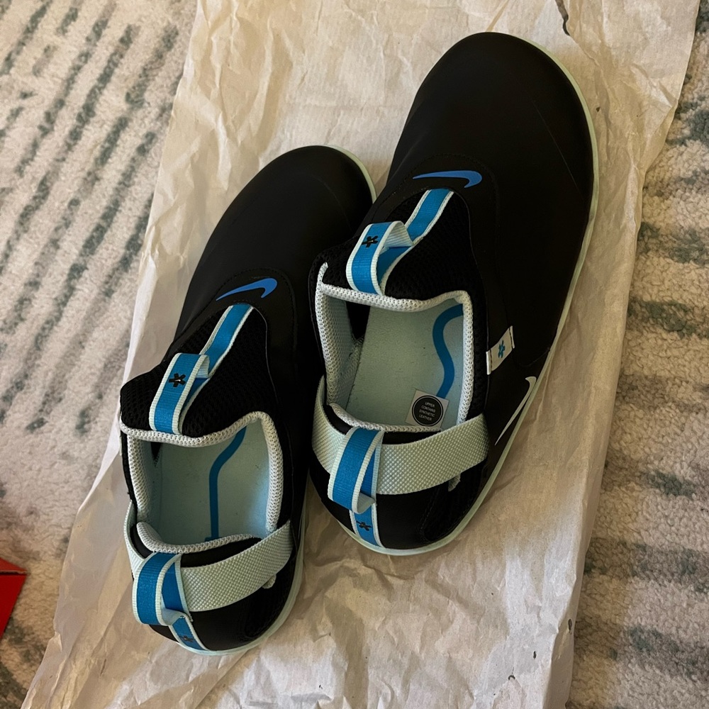 Nike zoom pulse size 10. EUC